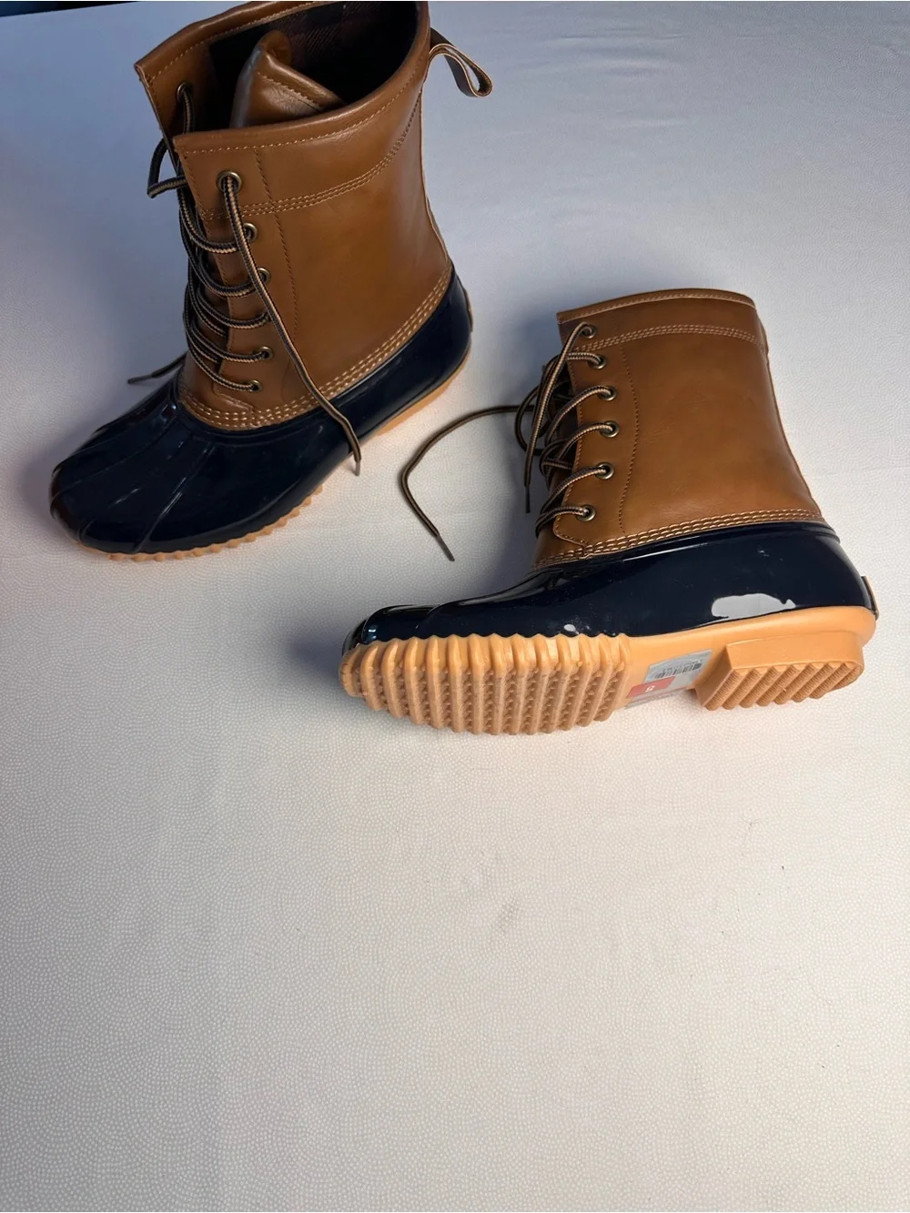 NWOT Sporto Ariel Women’s Size 8M Tan Navy Lace Up Duck Boots Plaid Lined